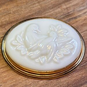 Lenox porcelain 12k gold filled dove brooch